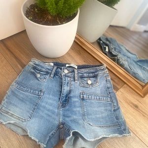 Vigoss Jean Shorts